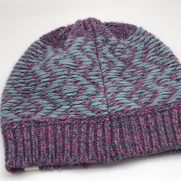 NORTH FACE TRIBE N TRUE BEANIE   NWOT - Picture 8 of 8